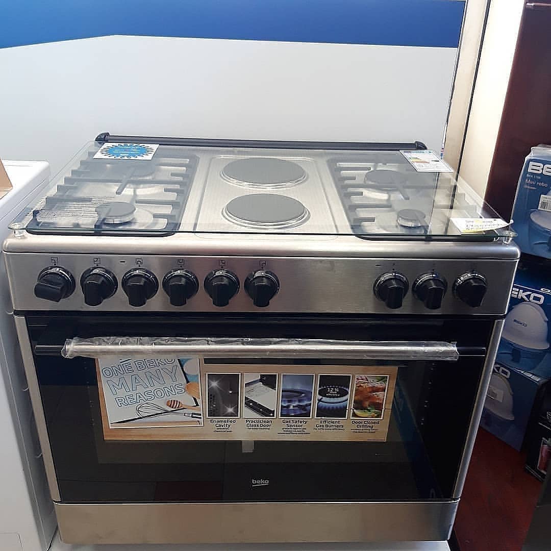 BEKO Cooker 4 Gas + 2 Electric, wide oven - GE12121DX