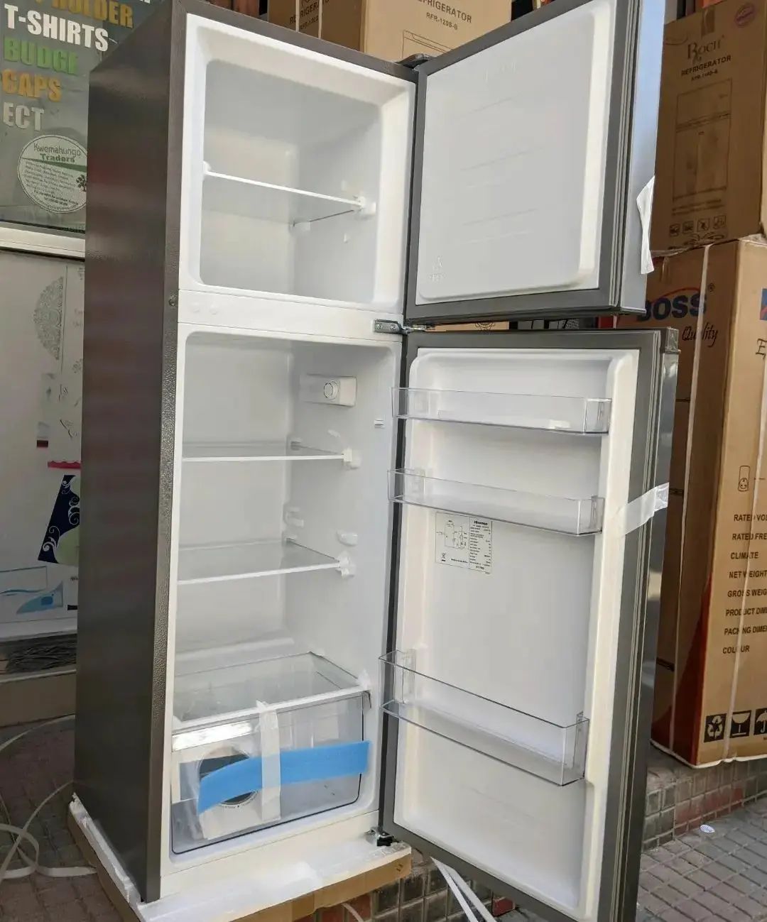 HISENSE RB435N4WWE 255l Total No Frost Fridge Freezer