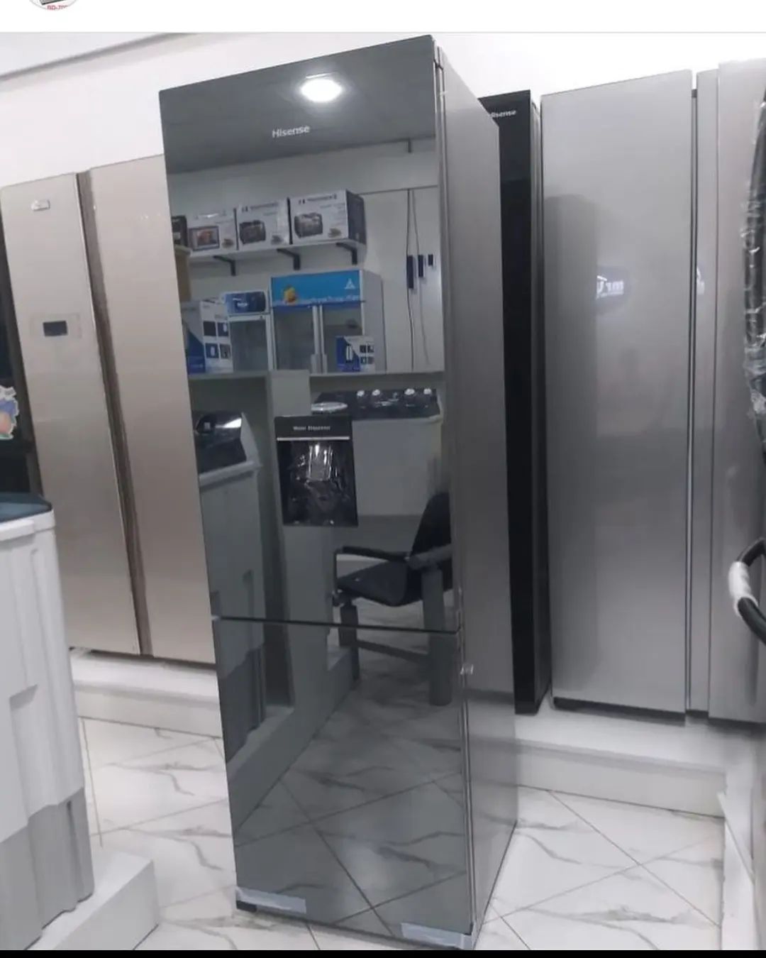 HISENSE FRIDGE with water dispenser  hisense  Model: H370/360BMI-WD  370l defrost fridge