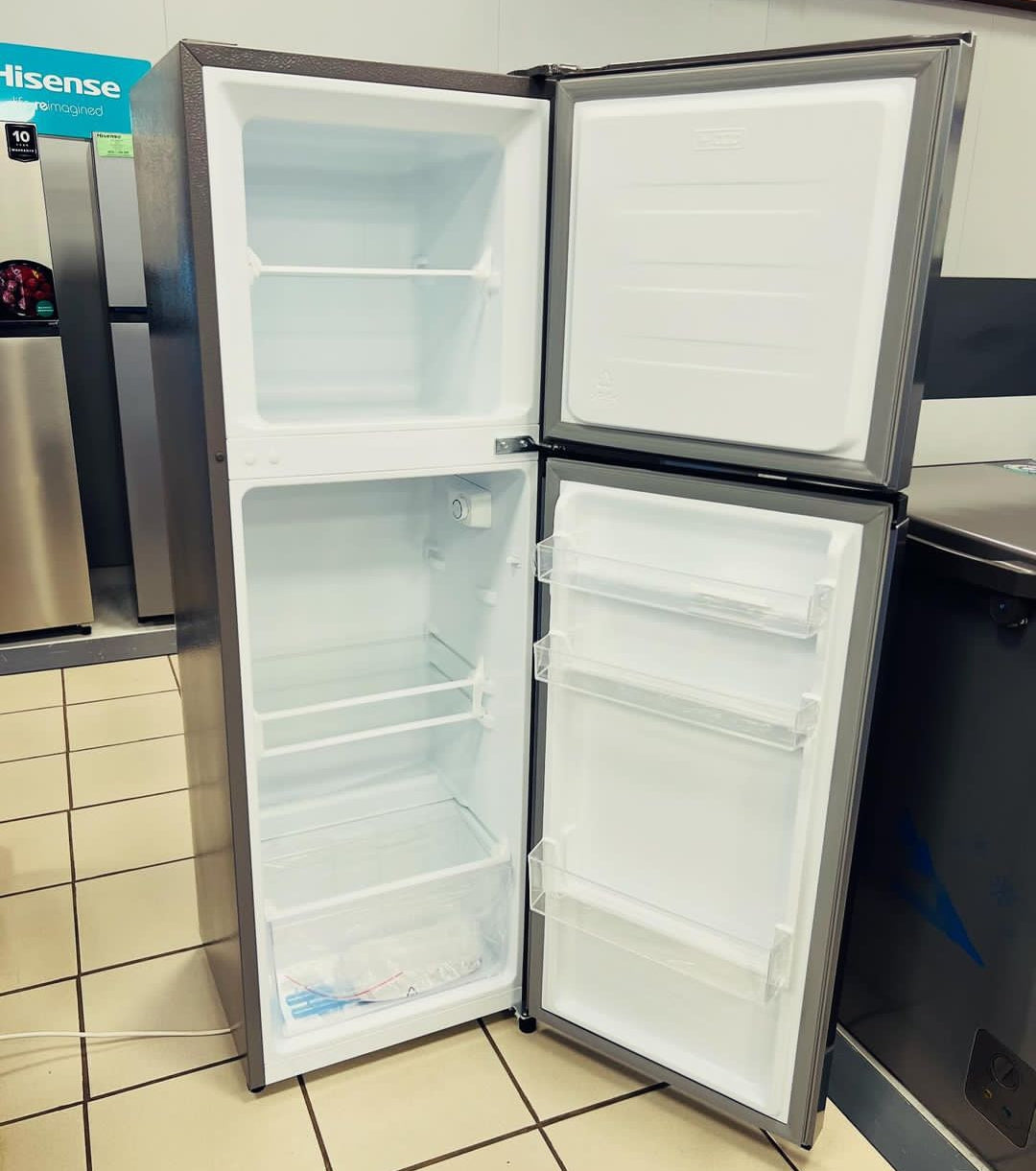 Hisense Double Door Fridge 200L REF203DR