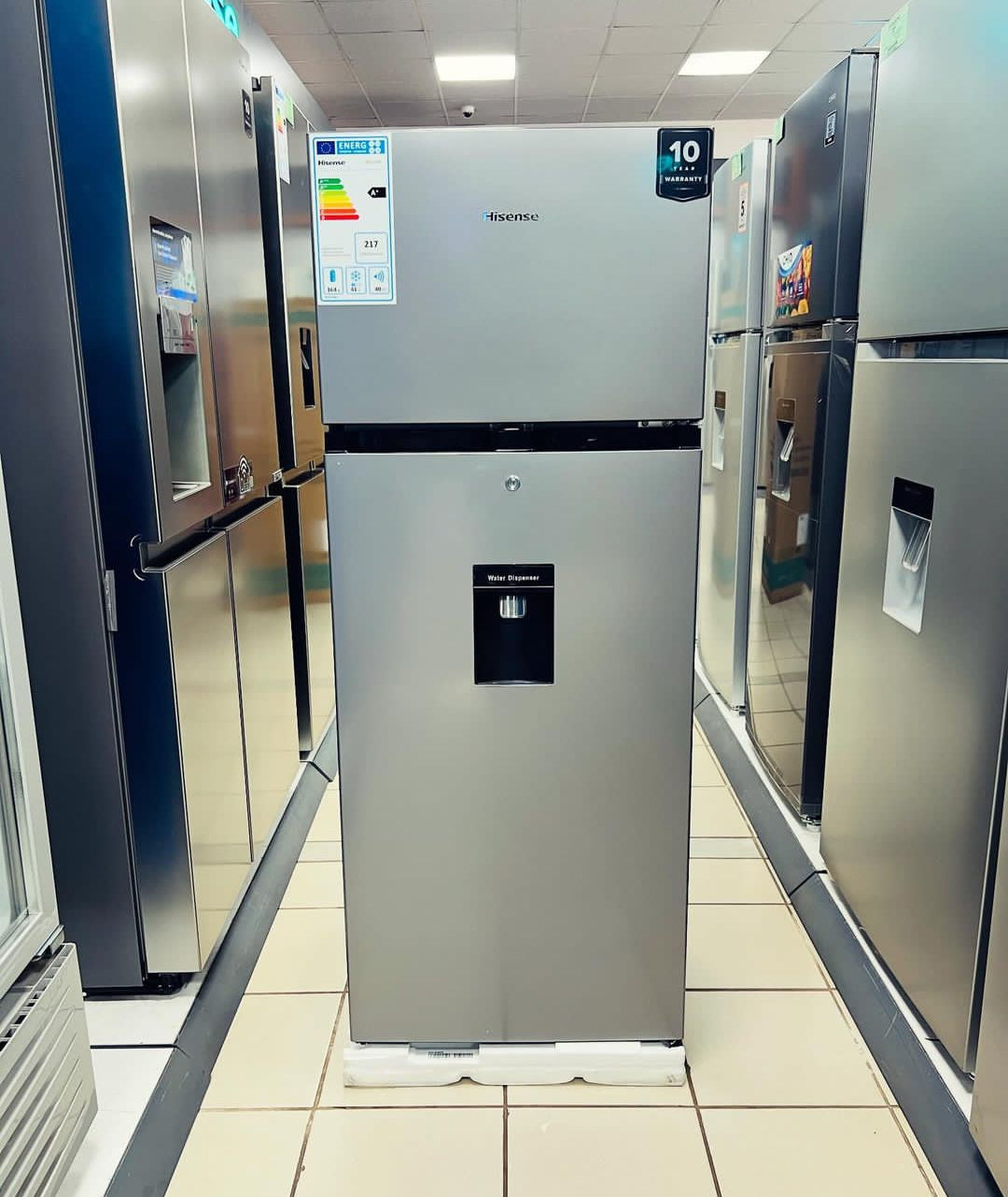 Hisense Double Door Fridge 200L REF203DR