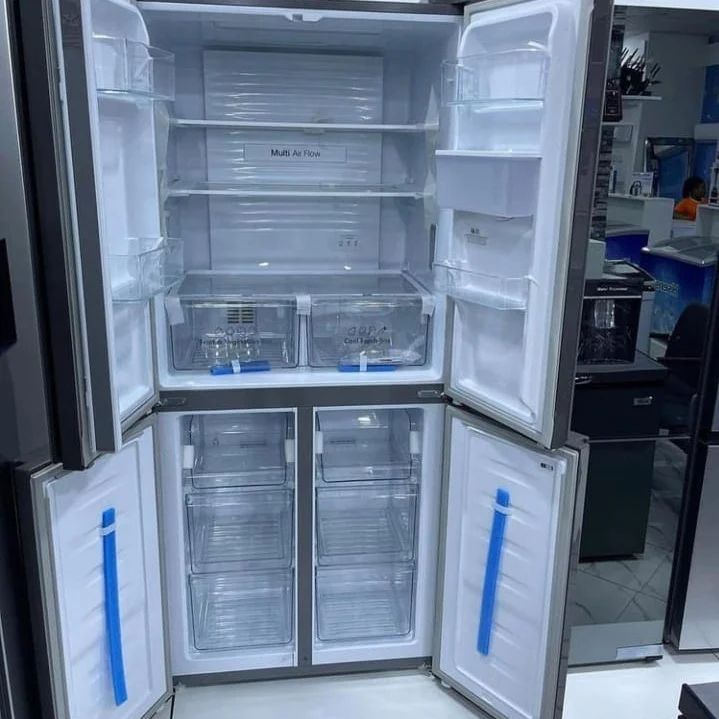 Hisense RQ-56WC4SB 454L Side by Side Fridge