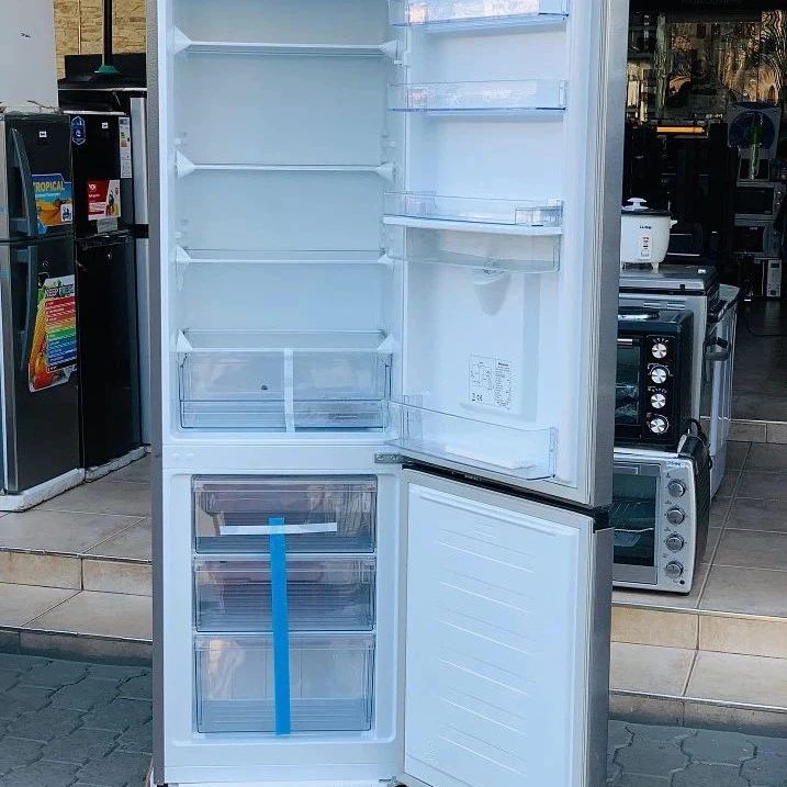 HISENSE FRIDGE 263L WITH WATER DISPENSER